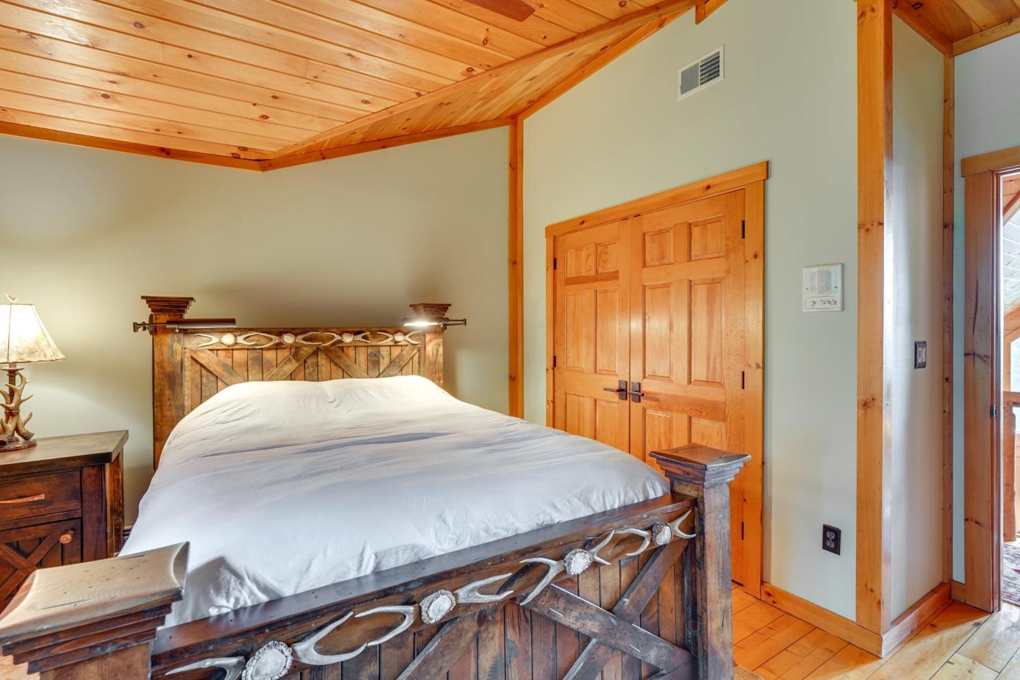 Luxury Log Cabin With Ev Charger And Mtn Views! Blairstown Exterior photo