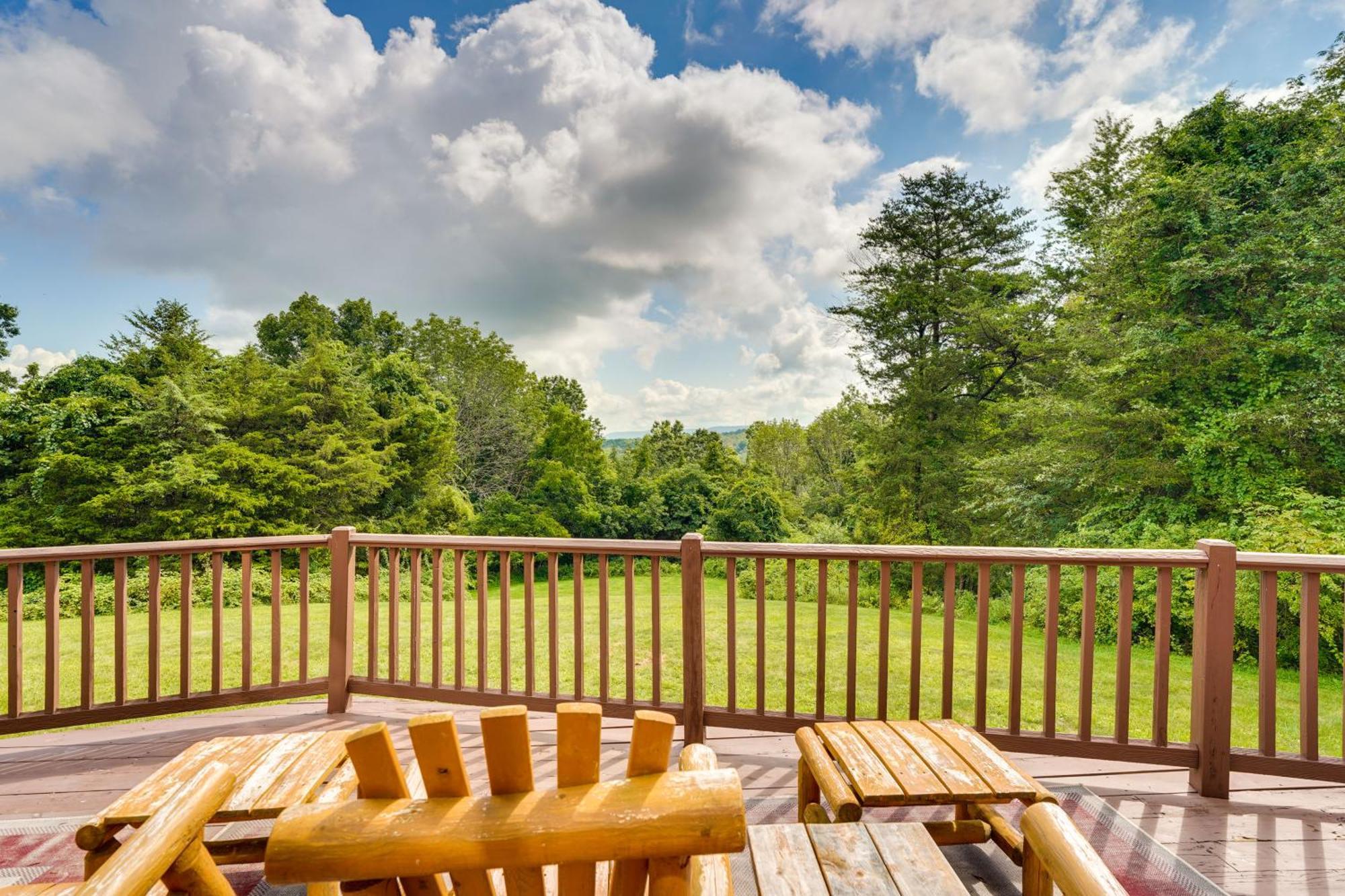 Luxury Log Cabin With Ev Charger And Mtn Views! Blairstown Exterior photo