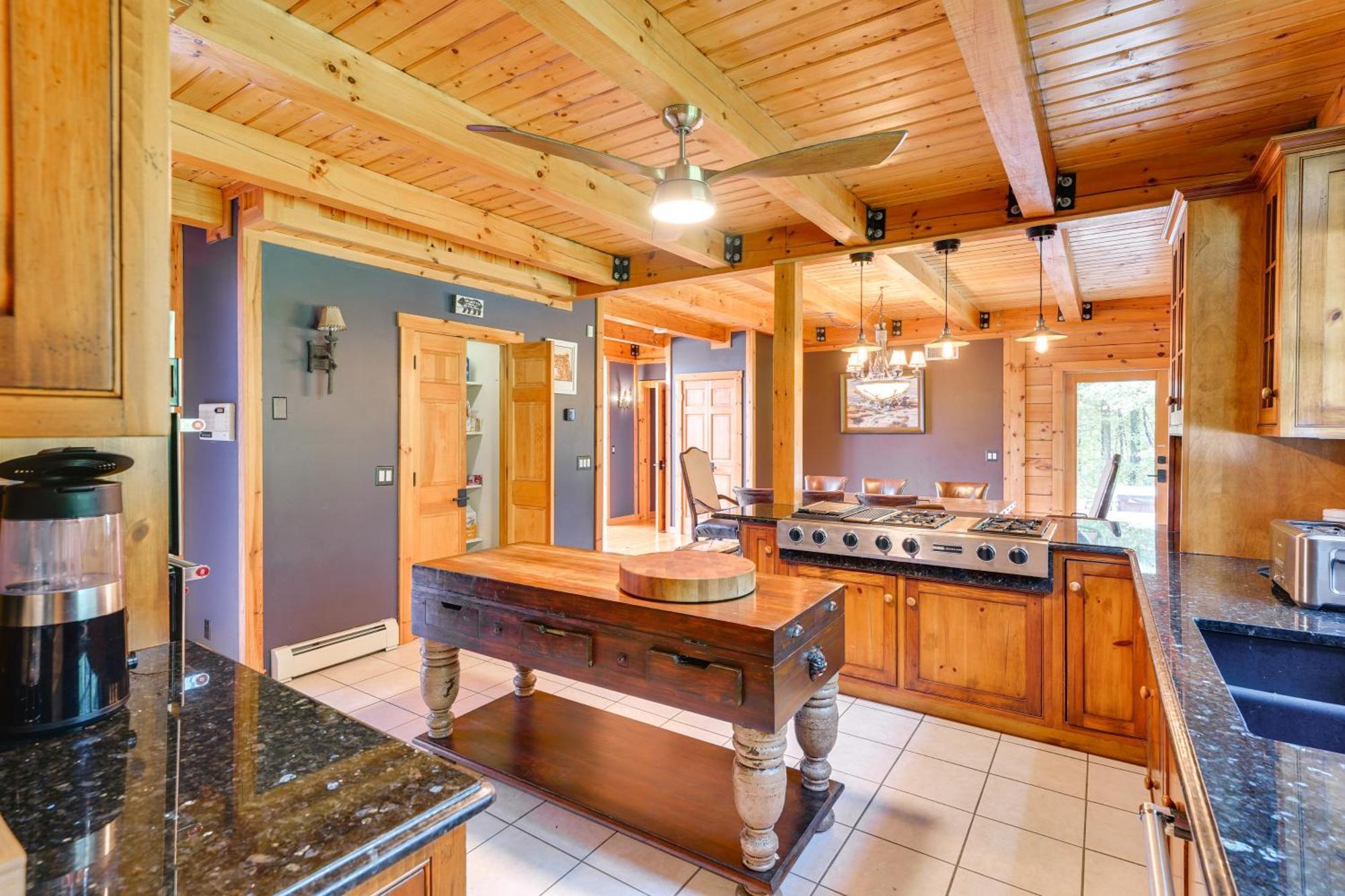 Luxury Log Cabin With Ev Charger And Mtn Views! Blairstown Exterior photo