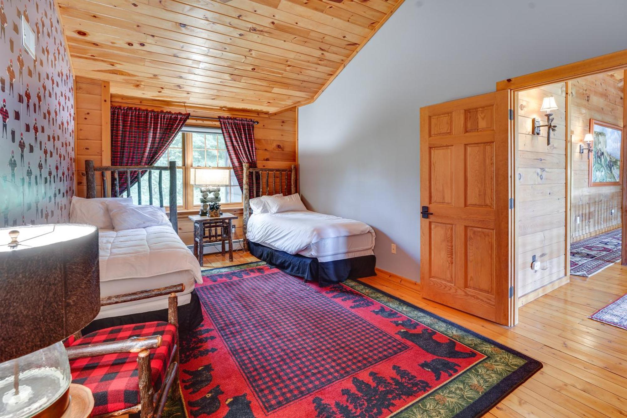 Luxury Log Cabin With Ev Charger And Mtn Views! Blairstown Exterior photo