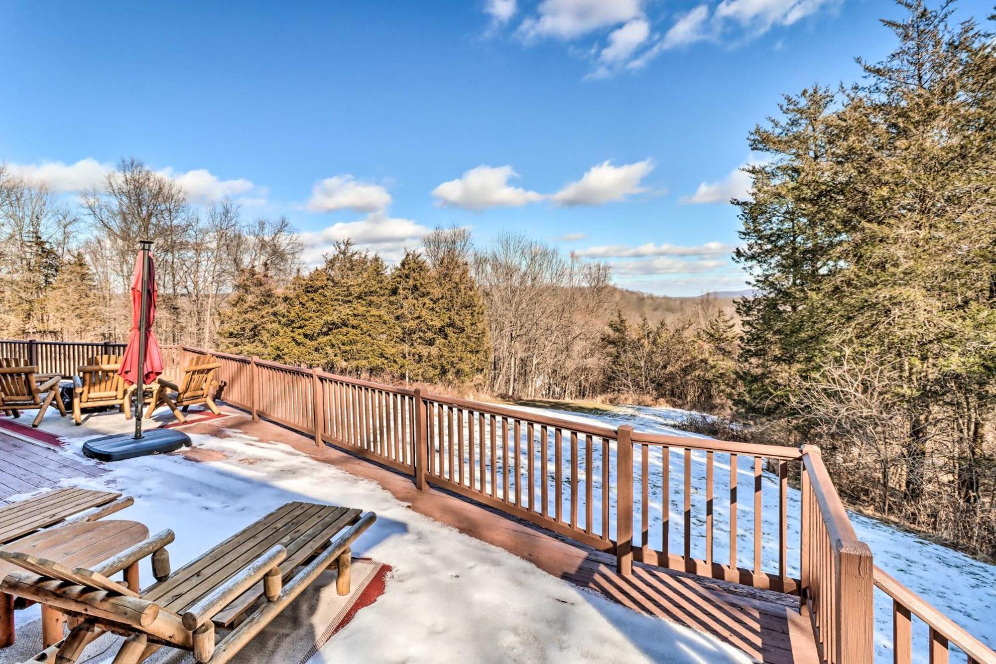 Luxury Log Cabin With Ev Charger And Mtn Views! Blairstown Exterior photo